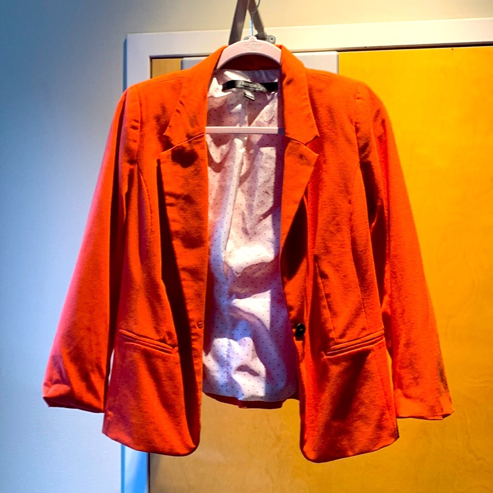 Kensie brand orange blazer